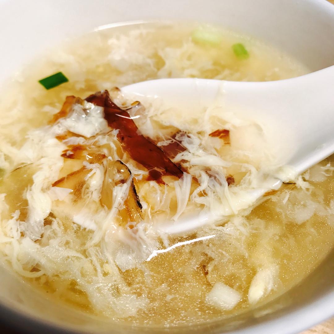 甩出一大碗完美的蛋花汤，仅用一个鸡蛋~