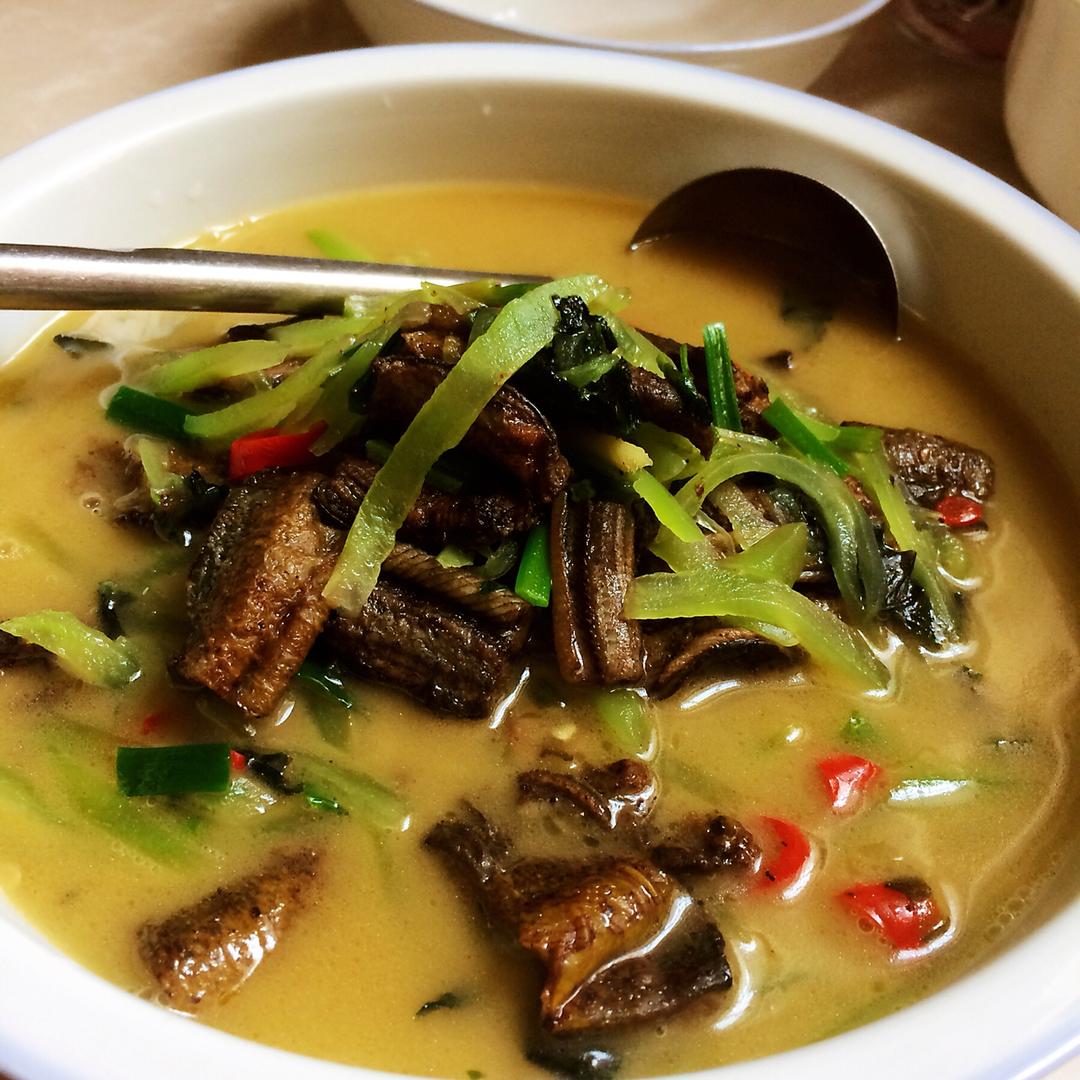 约定8882做的黄鳝汤