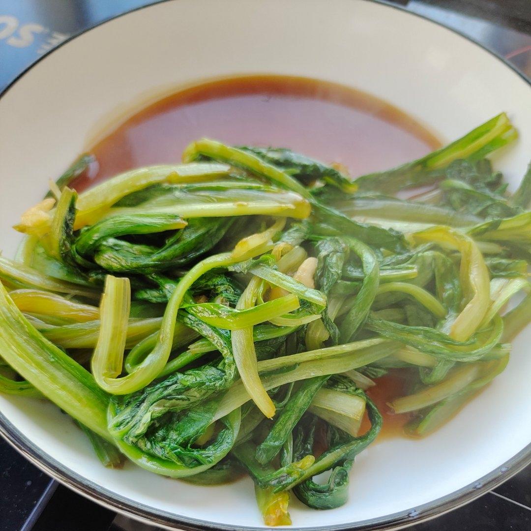 蒜蓉耗油清炒油麦菜，减脂快手菜，宝宝超爱，傻瓜步骤，屡试不爽，好吃且下饭，鲜香爽口！！
