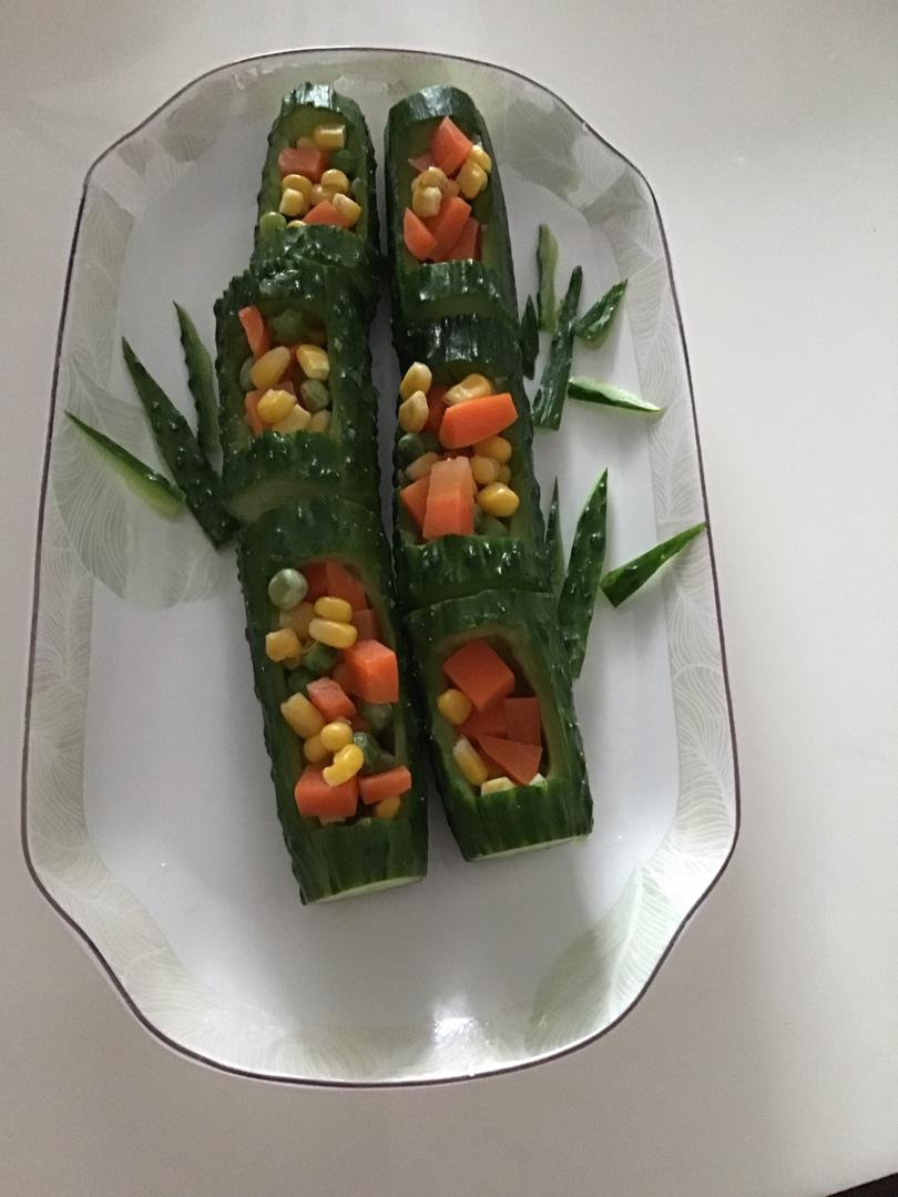 最美年夜饭-🎋翠竹报春节节高🥒（黄瓜玉米火腿鸡丁沙拉）