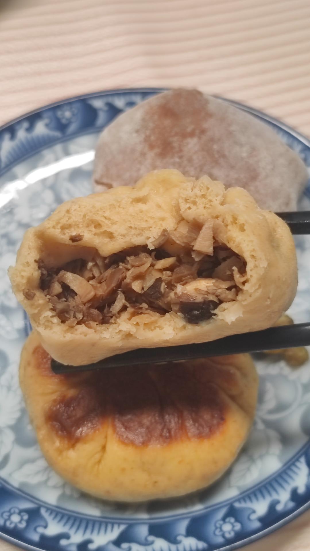 菌菇鹰嘴豆皮笋全麦荞麦包