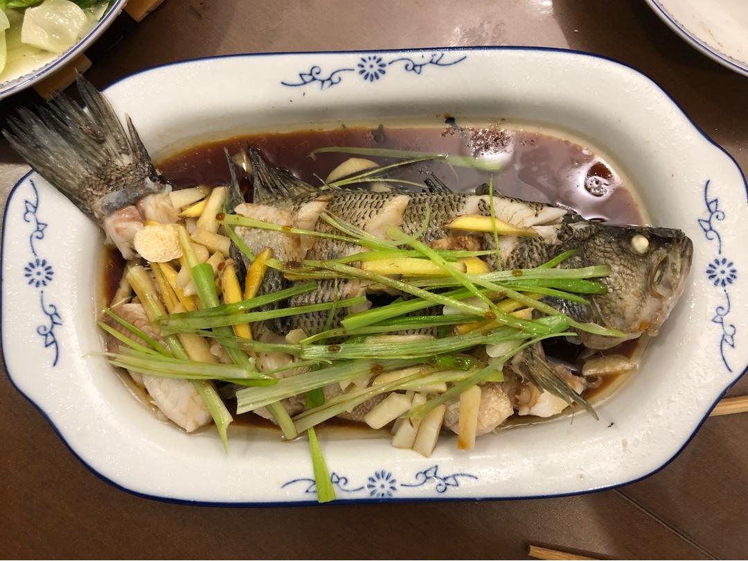 清蒸鲈鱼