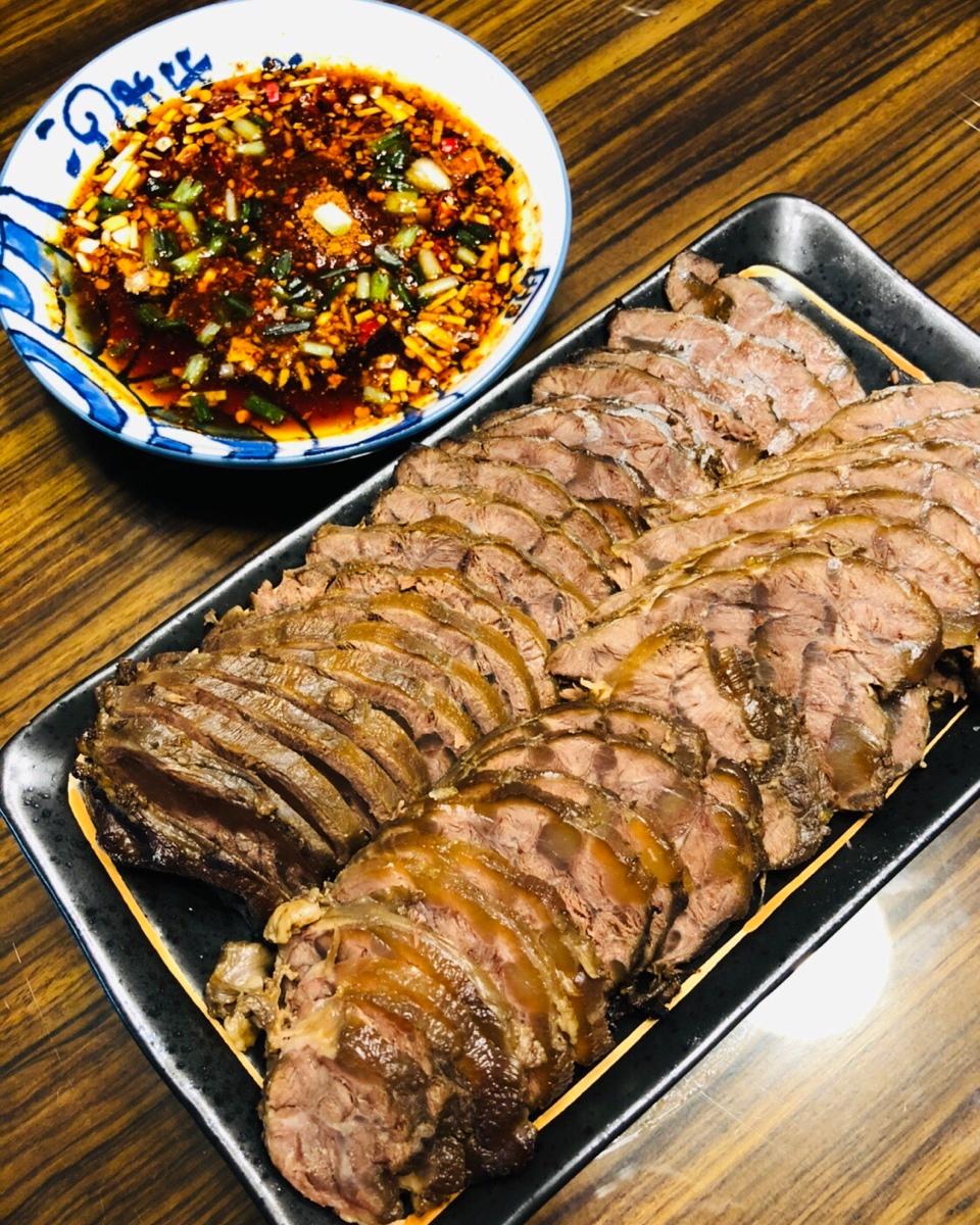卤牛肉