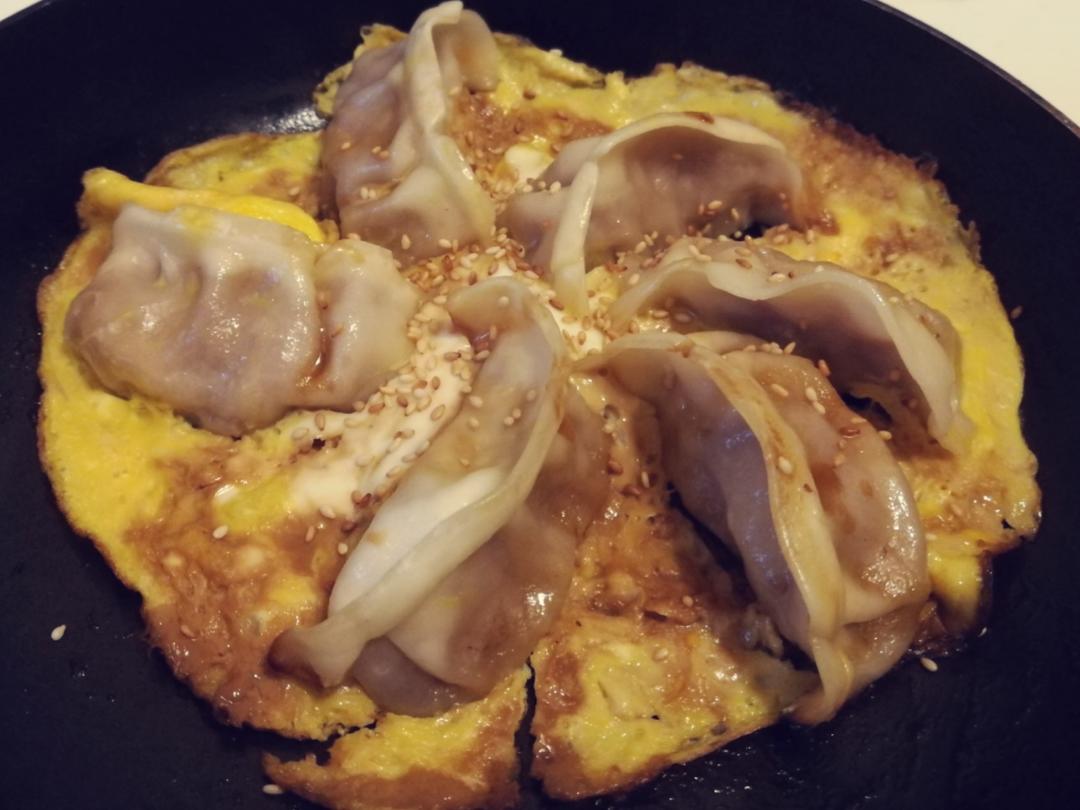 蛋抱煎饺（速冻饺）