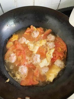 西红柿鸡蛋肉丸汤的做法 步骤5