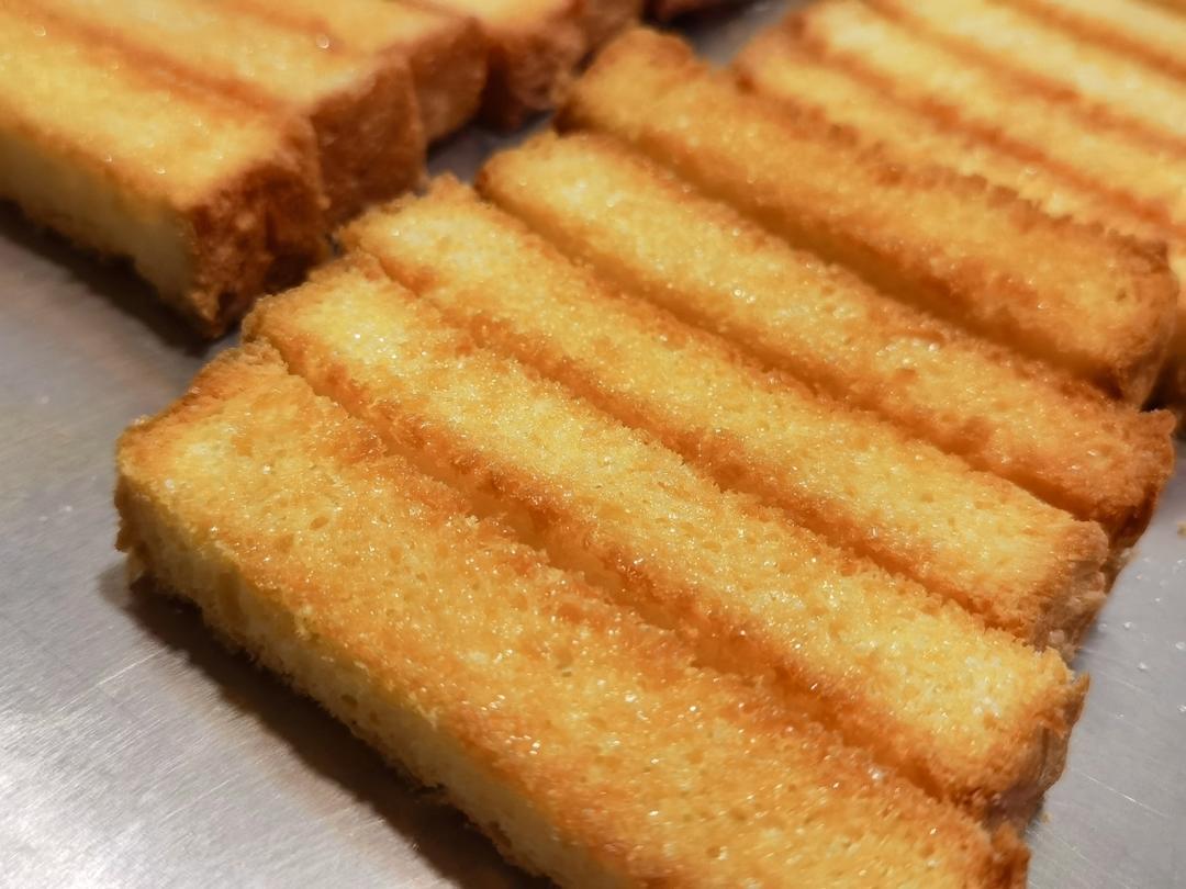黄油蜂蜜吐司条🍞酥脆香甜✨吐司的神仙吃法‼️