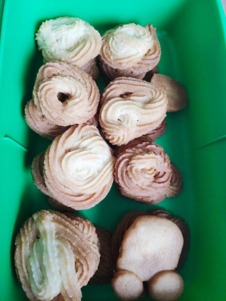 酥到掉渣的零失败黄油曲奇，新手可以一次成功！