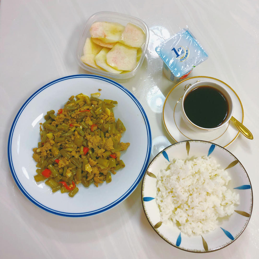 酸豆角炒肉末