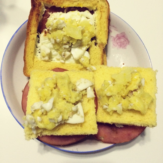 全麦火腿土豆泥三明治