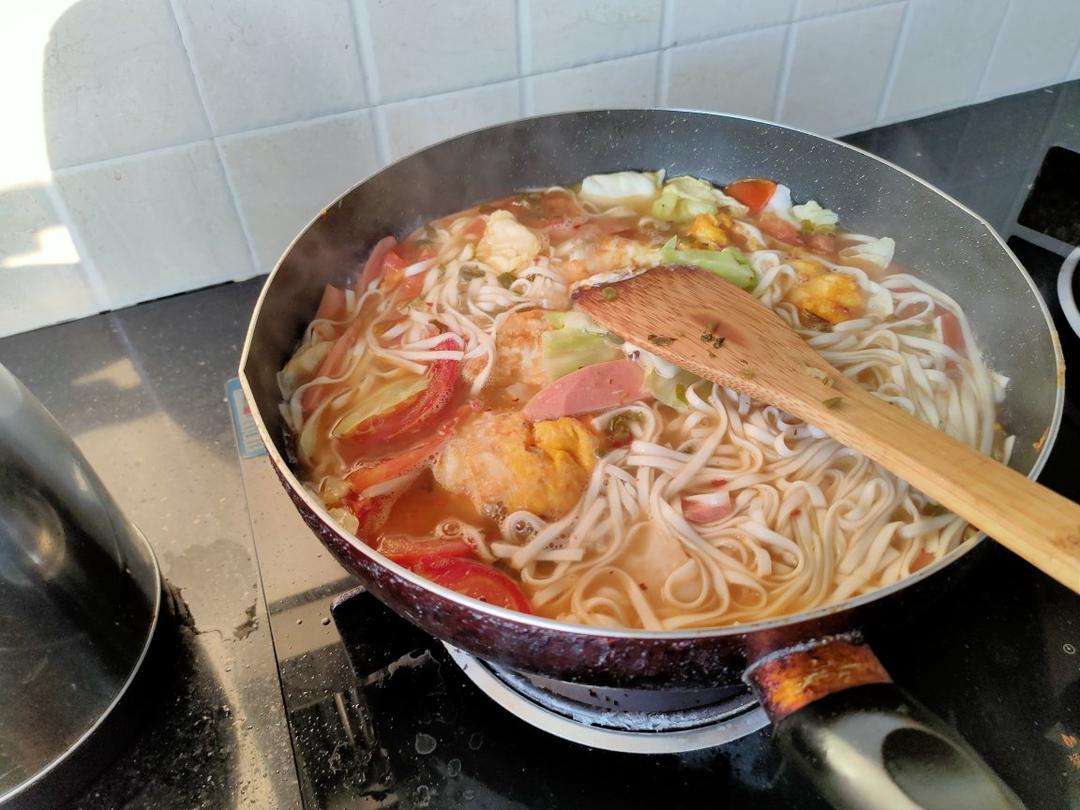 恨不得抱着锅舔的番茄鸡蛋面