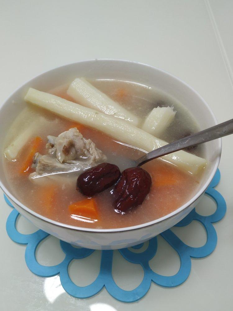 厨师长教你：“山药排骨汤”的家常做法，营养又美味