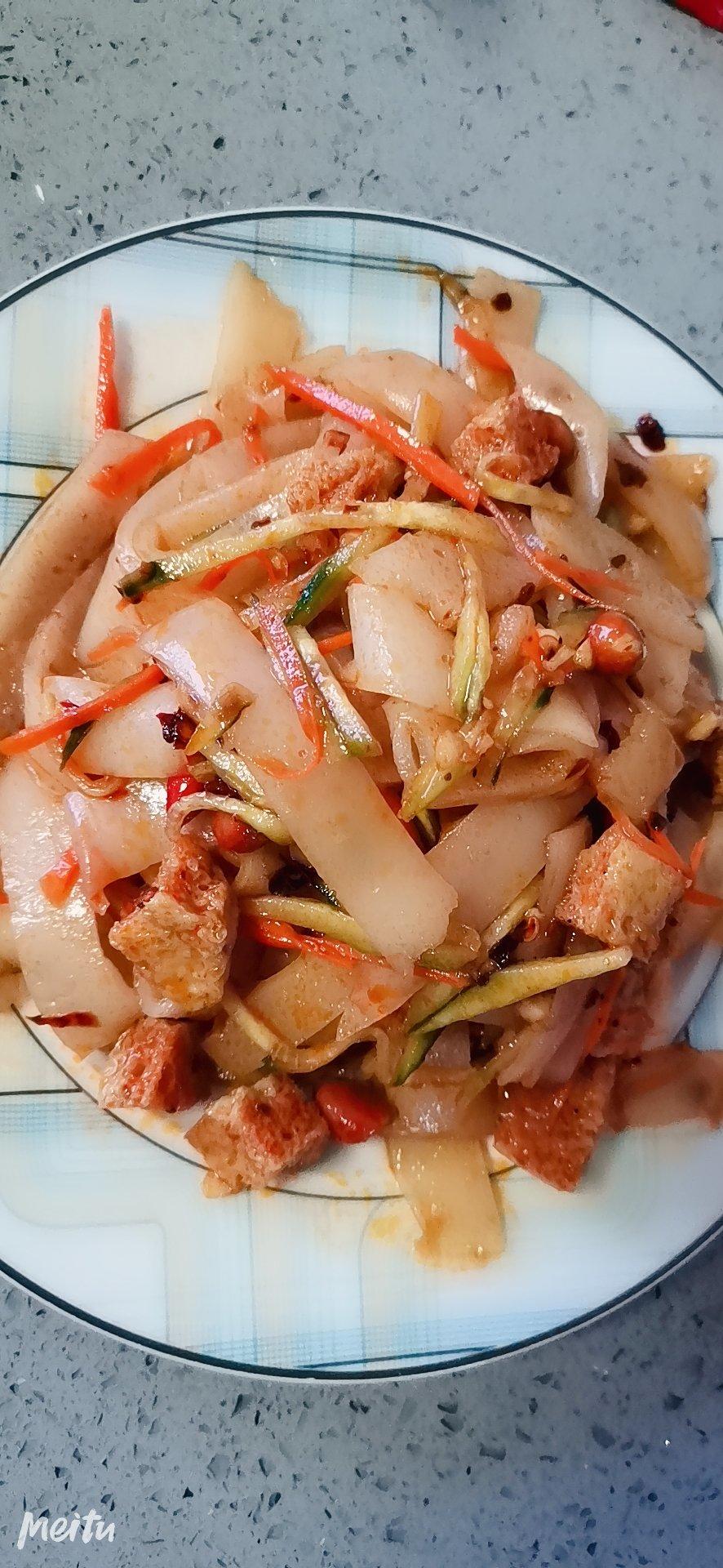 凉皮-家庭自制（告诉你自己做更劲道的秘诀）