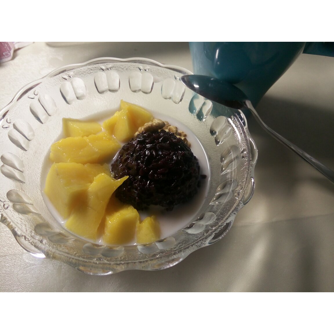 芒果椰汁糯米饭
