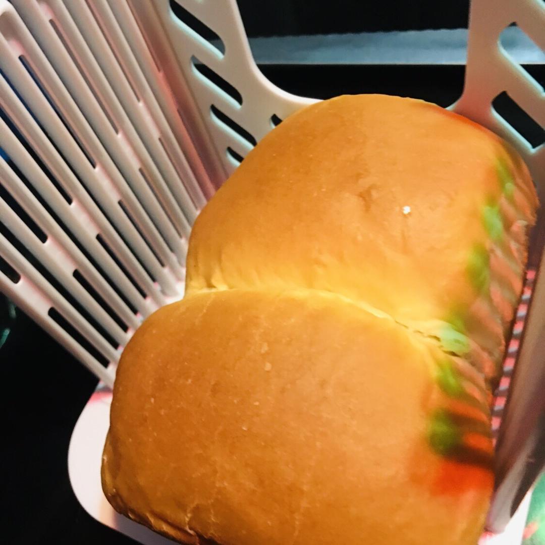 超柔牛奶棉花吐司（最详细的吐司食谱）