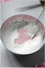 酸奶油草莓乳酪蛋糕的做法 步骤17
