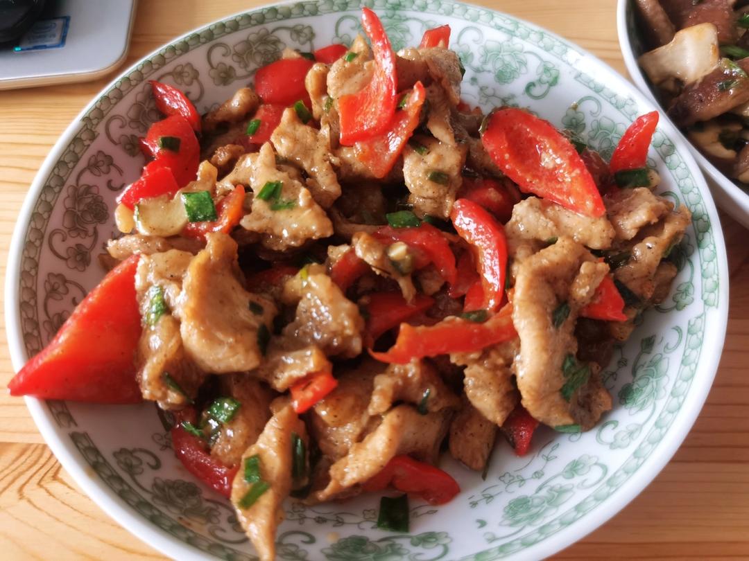 青红椒炒牛里脊