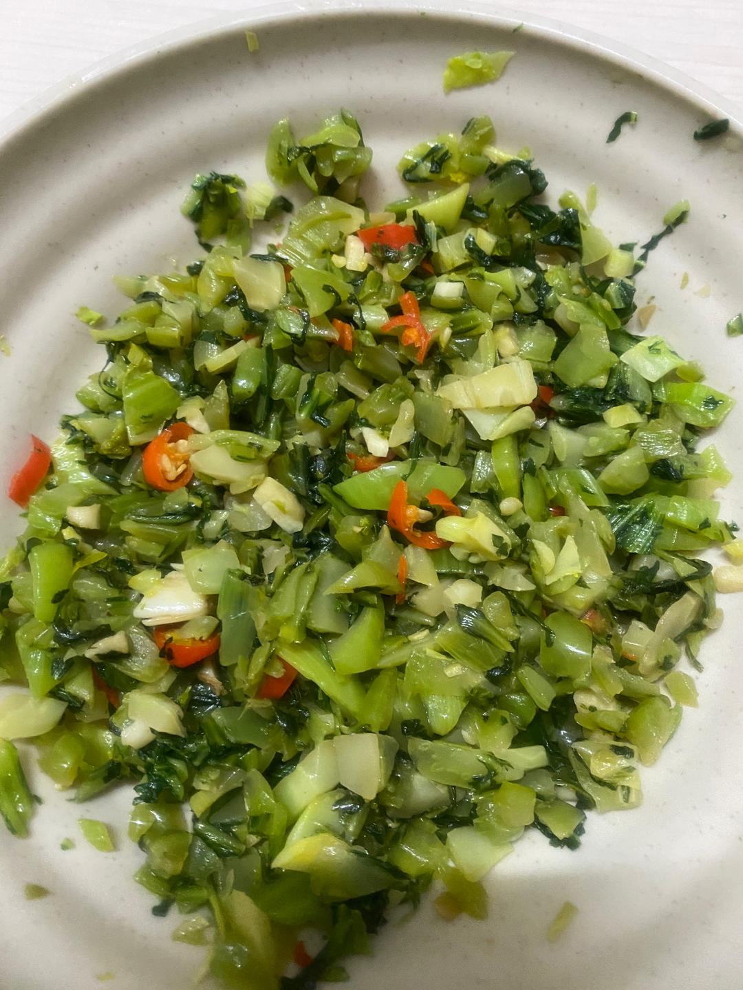 芥菜这样炒~不但不苦不涩~而且非常鲜甜美味~连小孩都喜欢吃