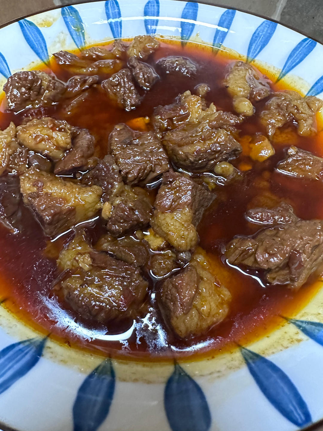 红烧牛腩~好吃到舔嘴