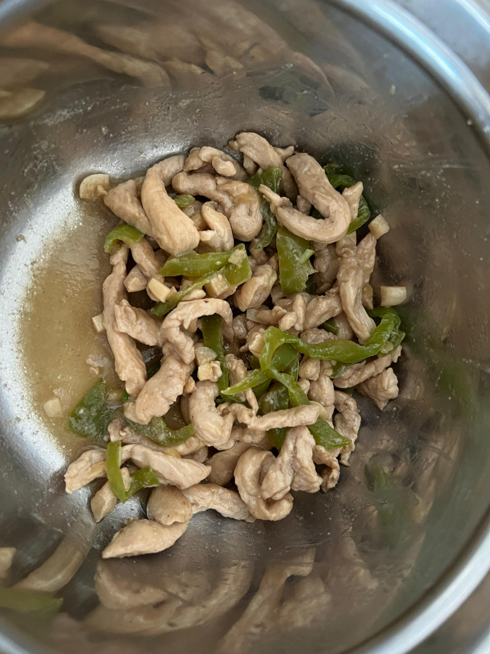 巨好吃的青椒炒鸡胸肉丝，超下饭