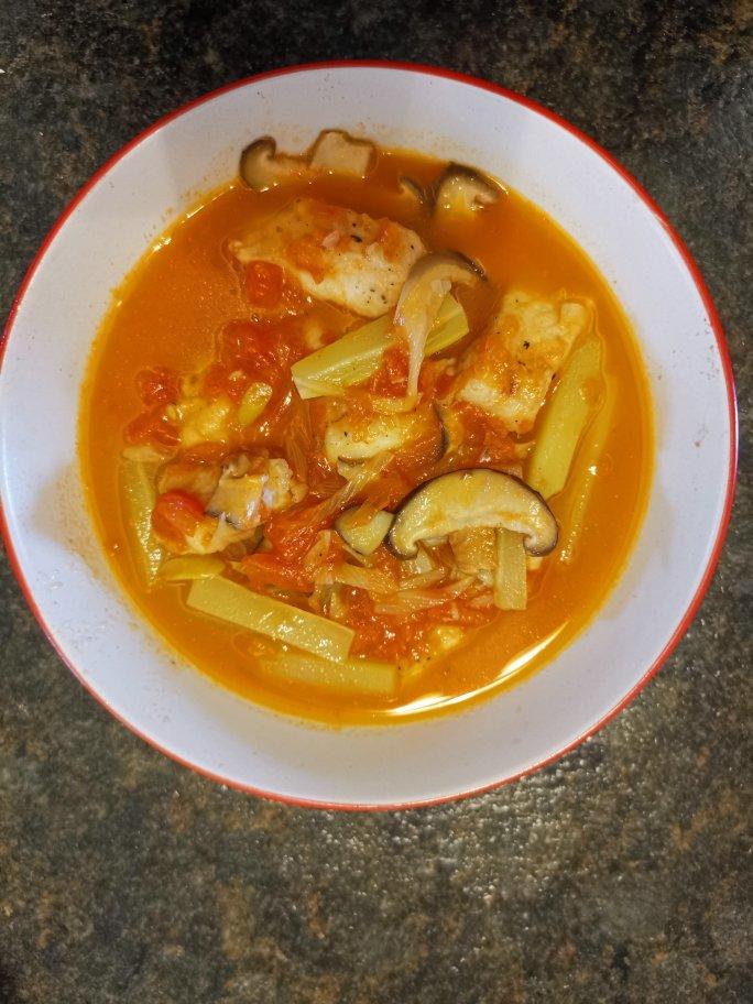 番茄巴沙鱼🍅🐠，西红柿酸甜软糯，鱼肉滑嫩细腻，暖春必备！