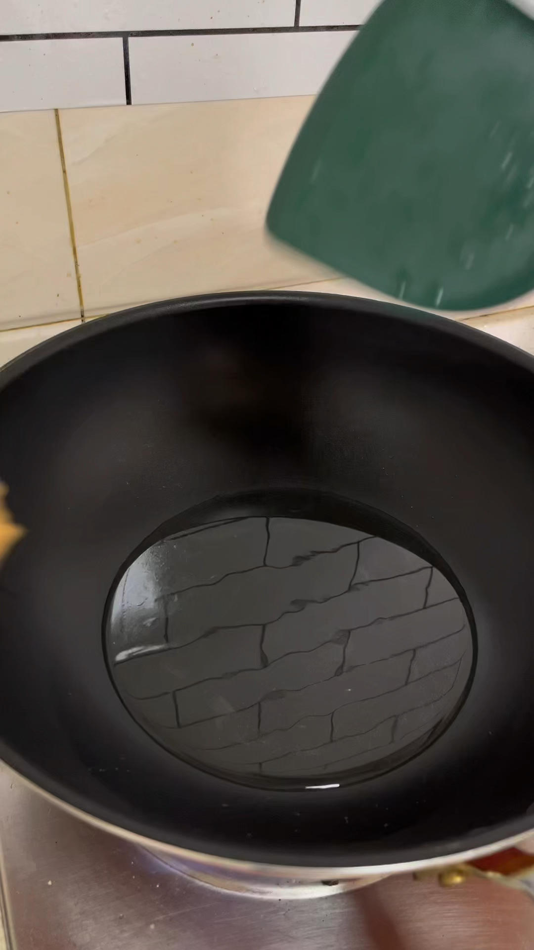 炒锅巴，嘎嘎香的做法