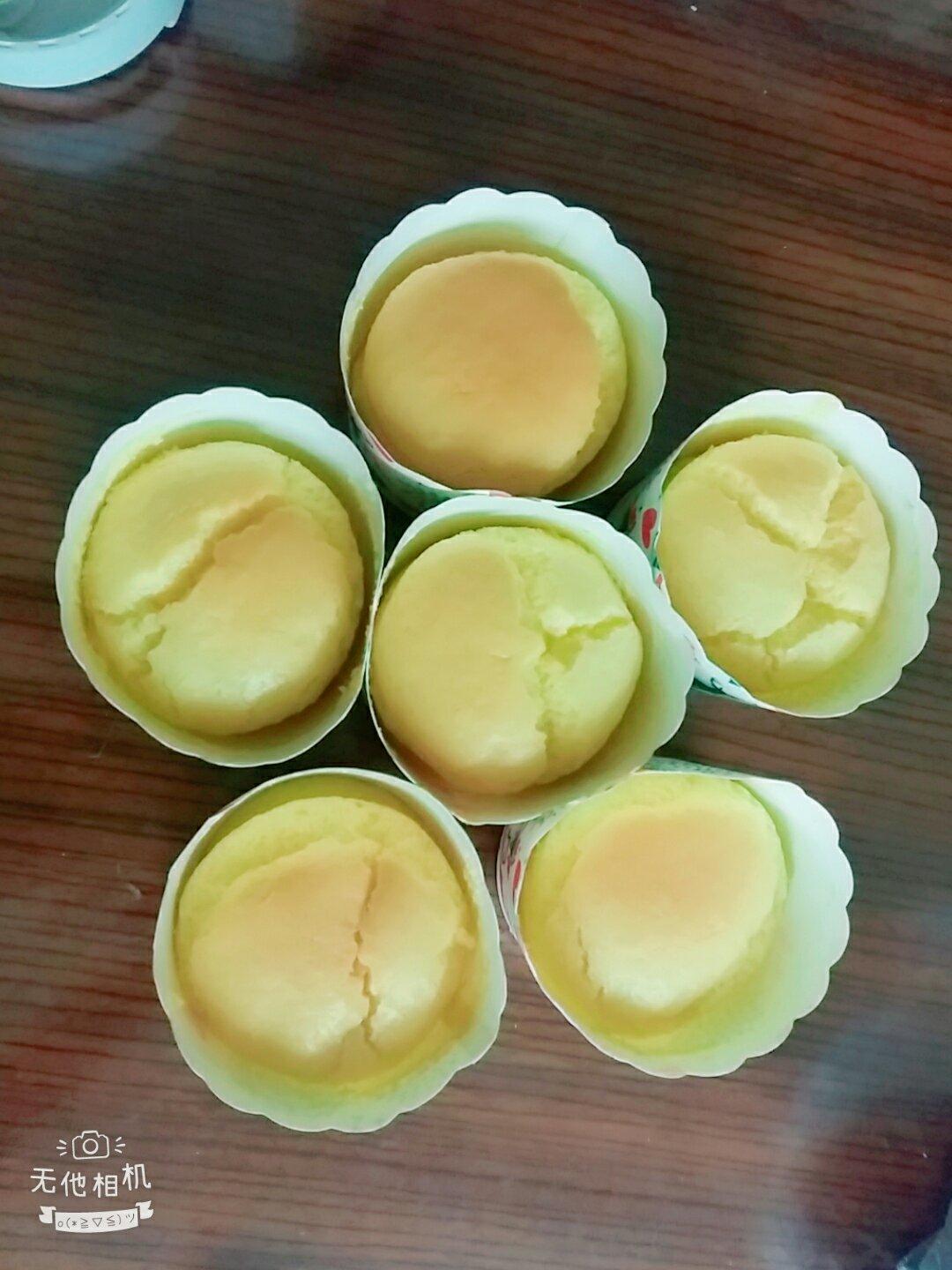 消耗淡奶油之作——淡奶油小蛋糕