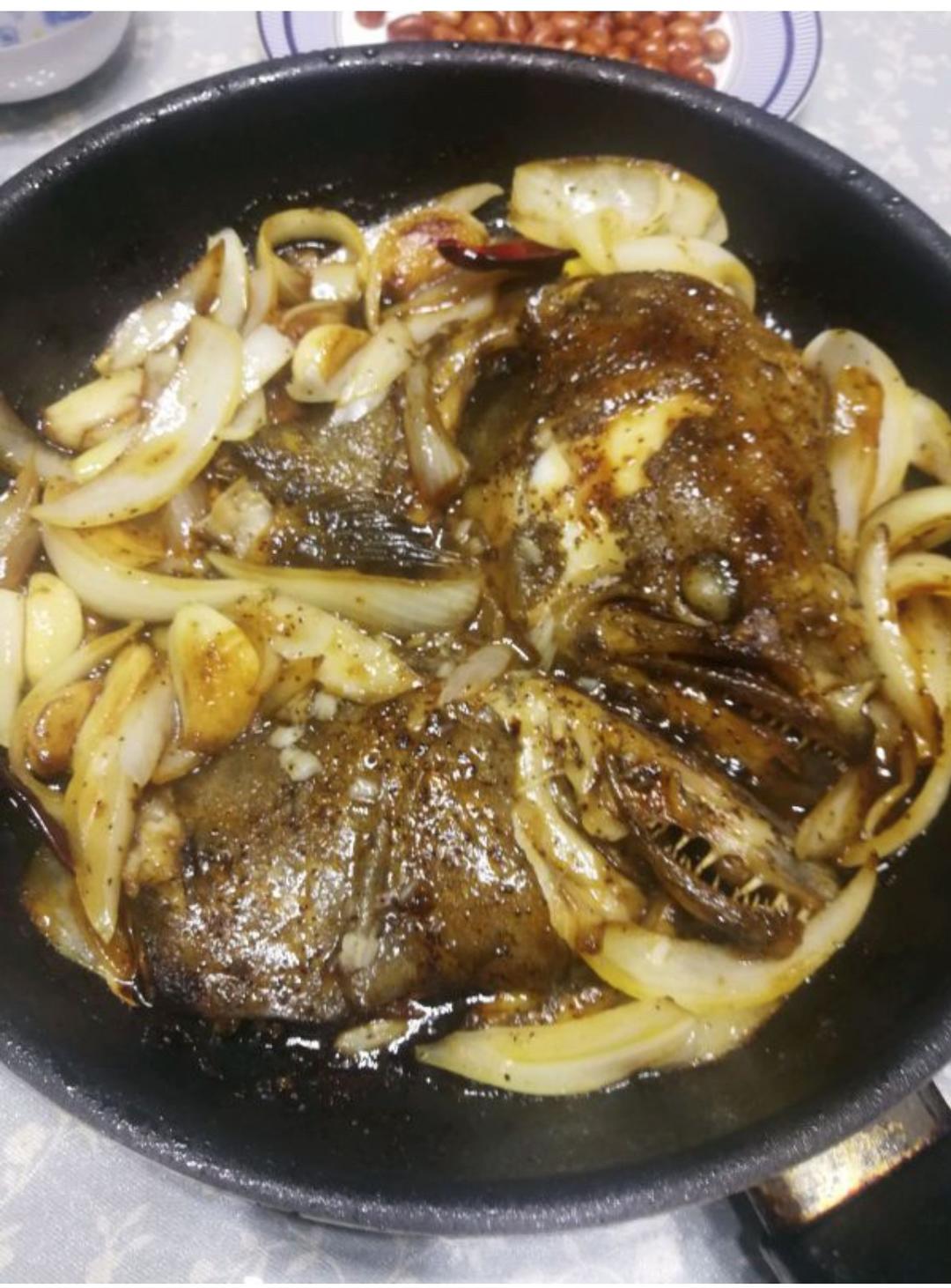 黑椒蝶鱼头的做法