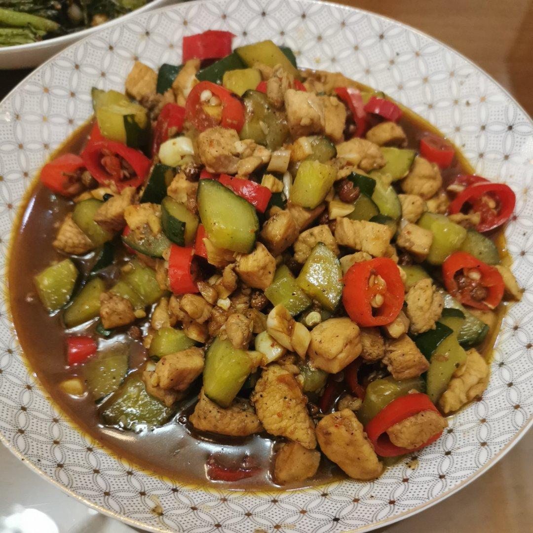 传统宫保鸡丁