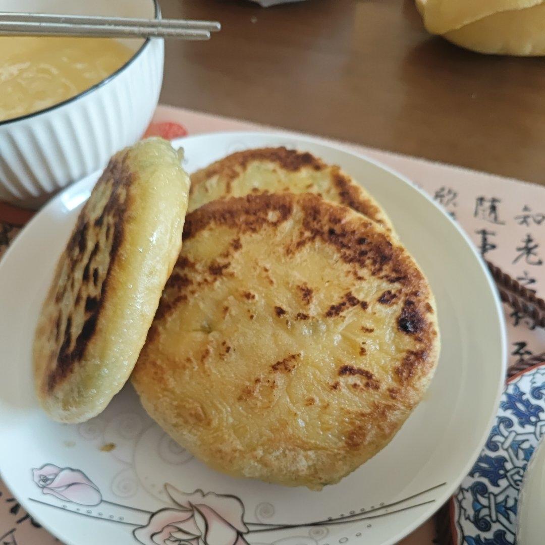 皮薄如纸的韭菜馅饼|免揉面法