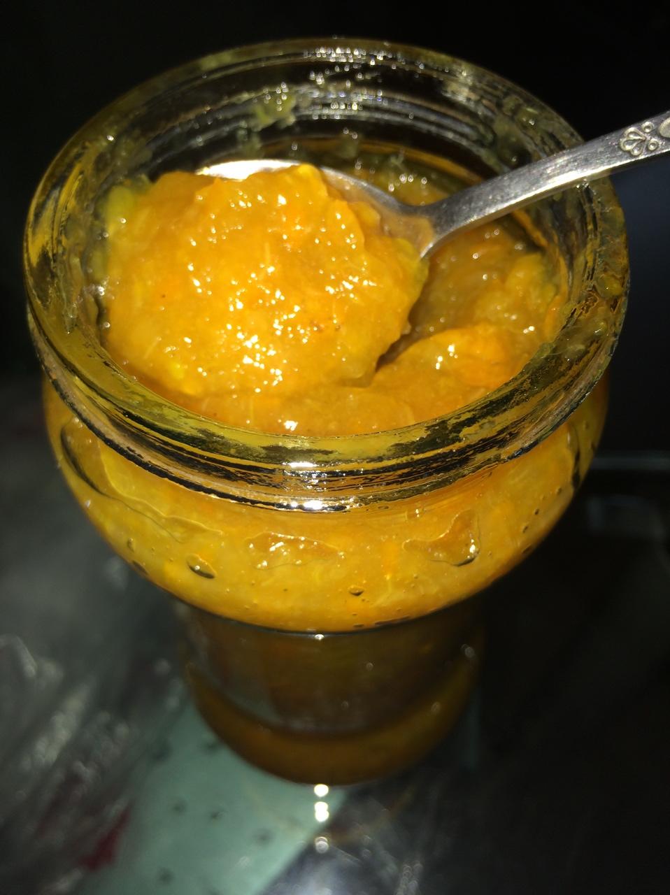 金桔酱润肺止咳化痰疗效好。金桔酱。