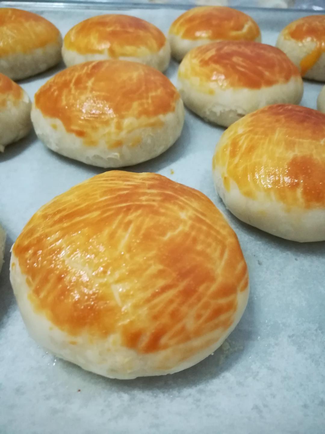 酥皮五仁月饼