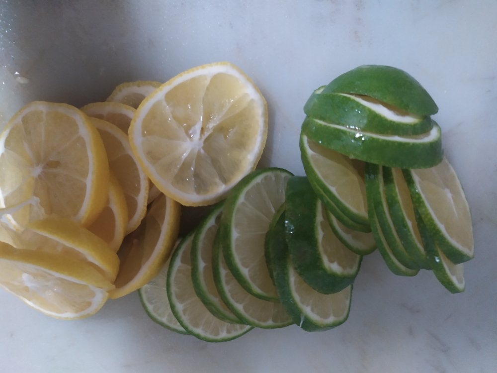 柠檬百香果蜜的做法 步骤3