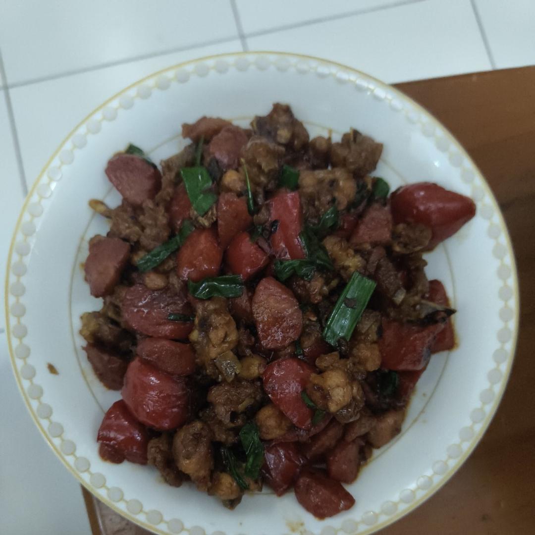 不一样的鸡中翅料理之，家庭版鸡肉炖蘑菇红烧鸡块