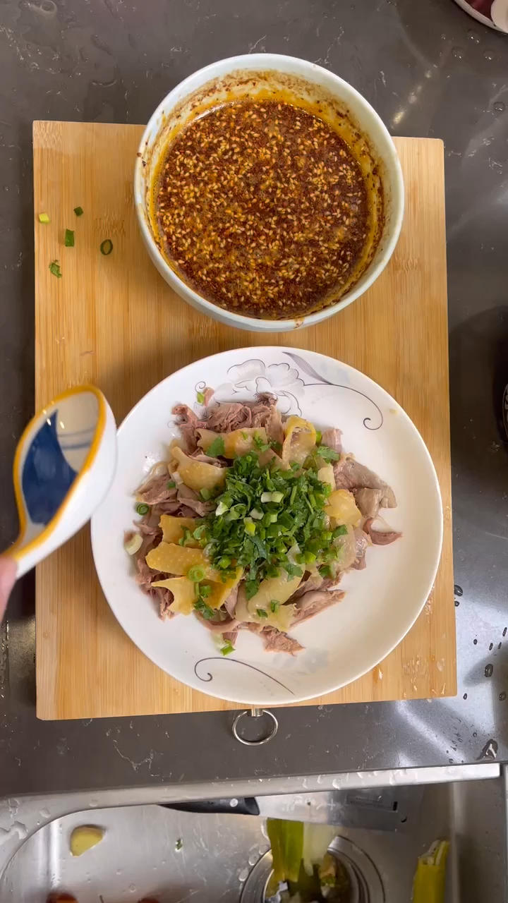 2022曼食年夜饭 | 手撕口水鸡