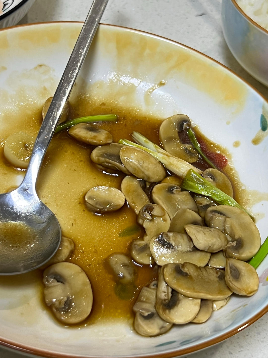 素炒口蘑（快手家常菜）