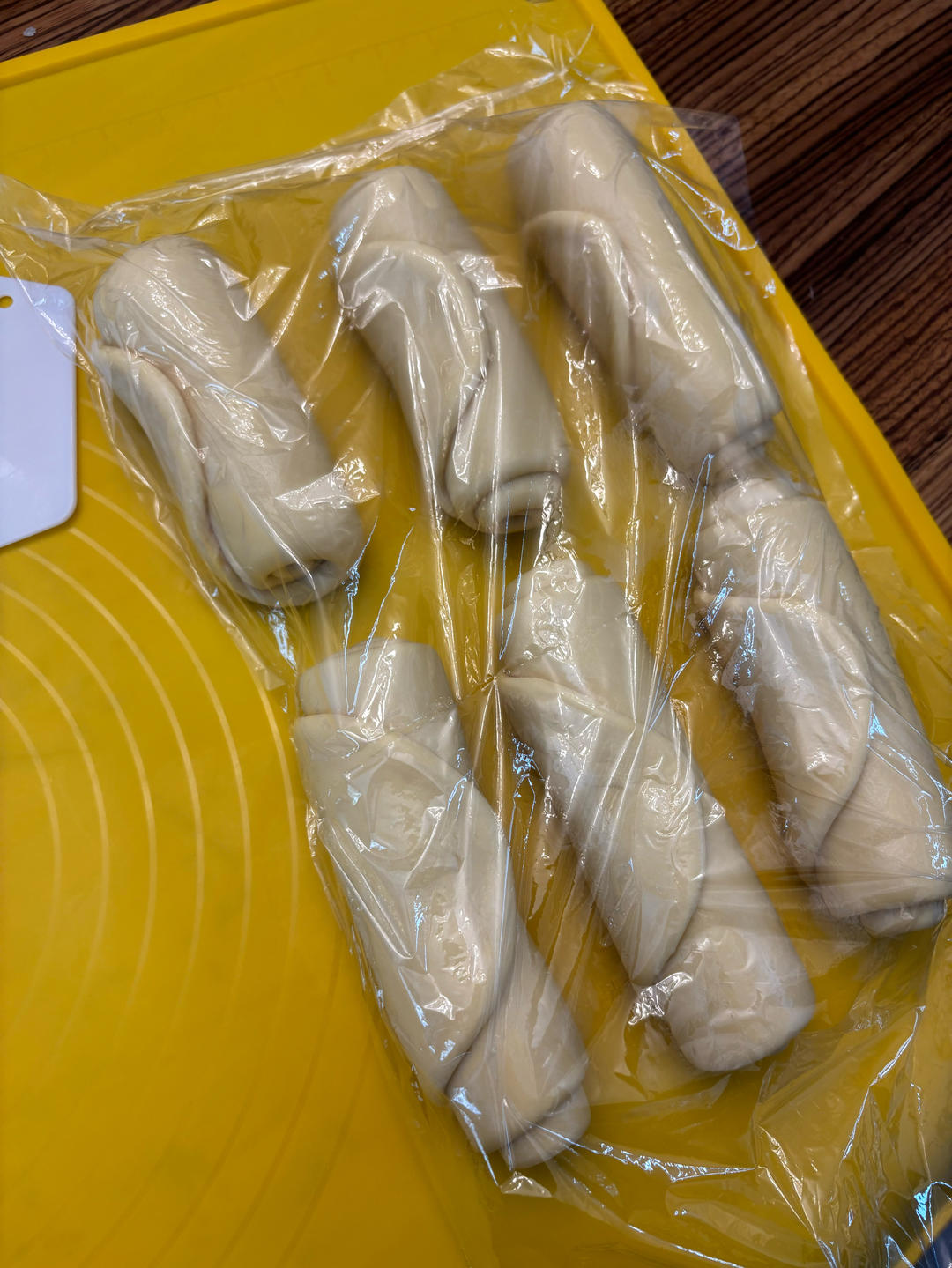 吐司，奶香手撕面包，超级香浓