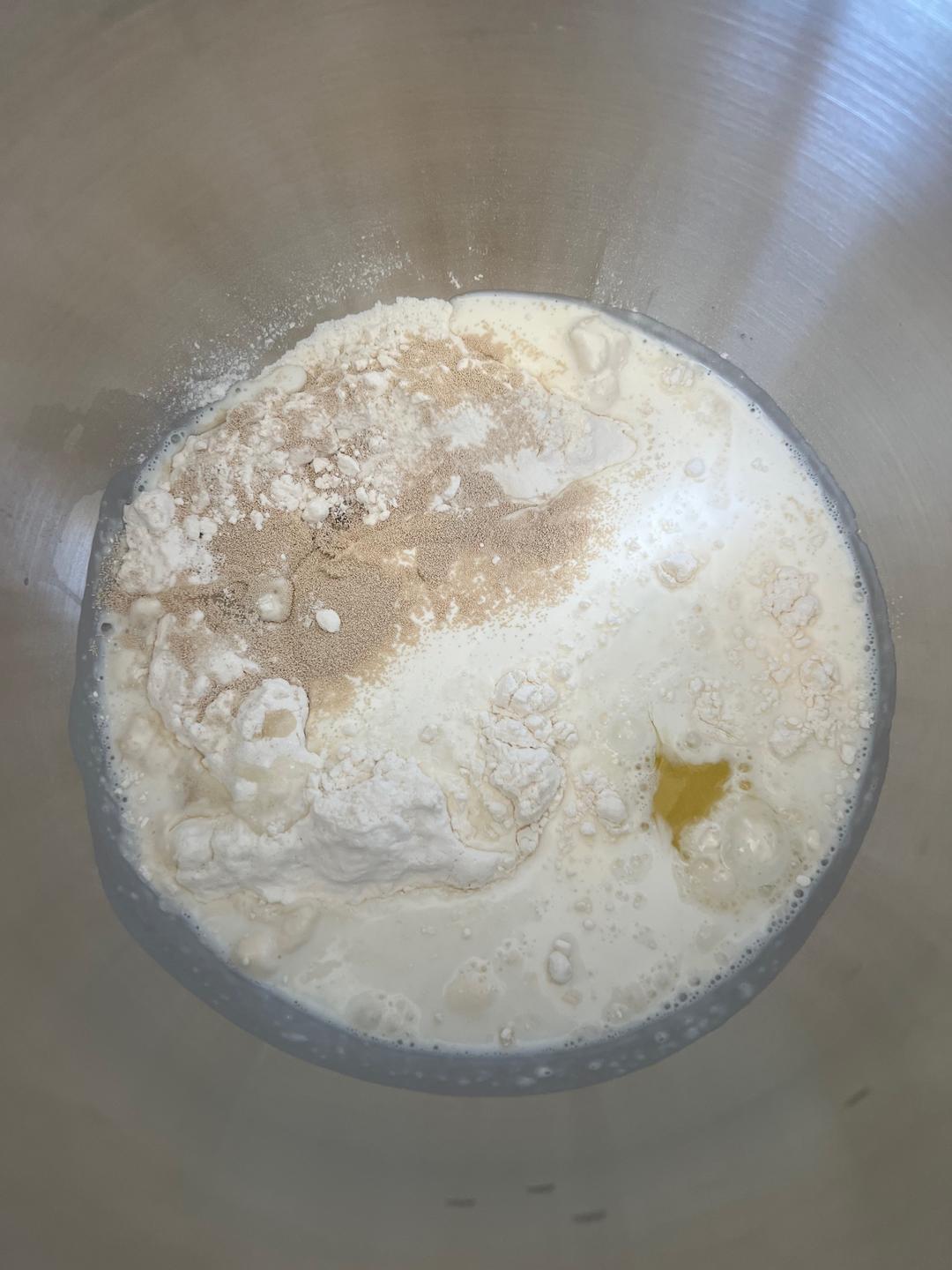 纯奶手撕吐司的做法 步骤1