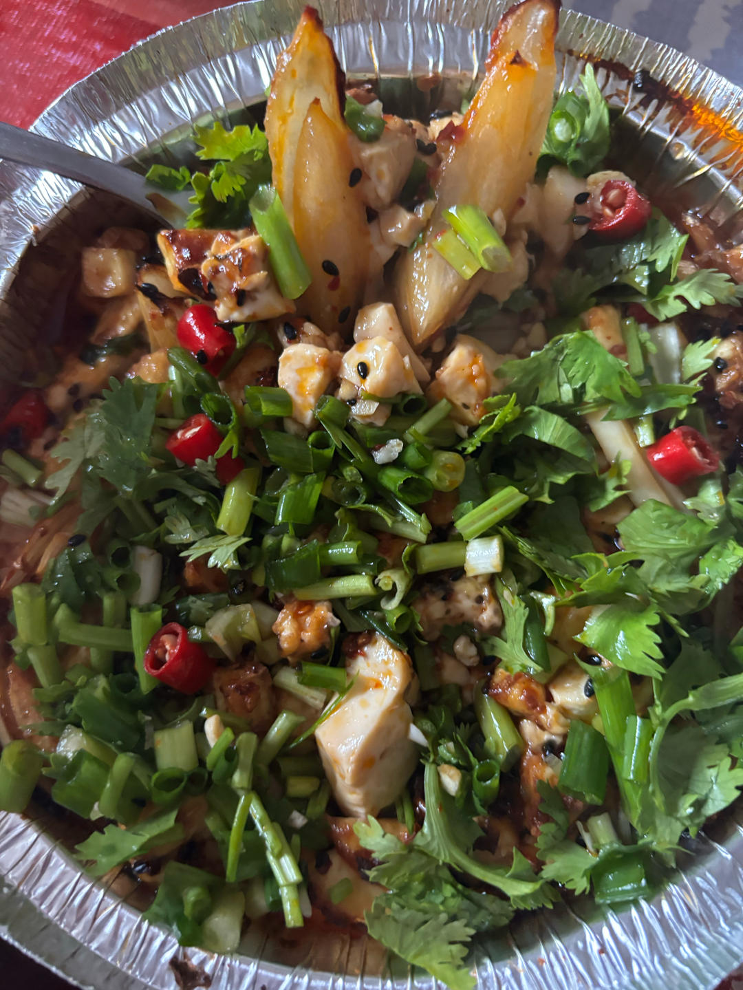 香辣锡纸烤豆腐，内脂豆腐神仙吃法，做法简单，香辣过瘾巨下饭