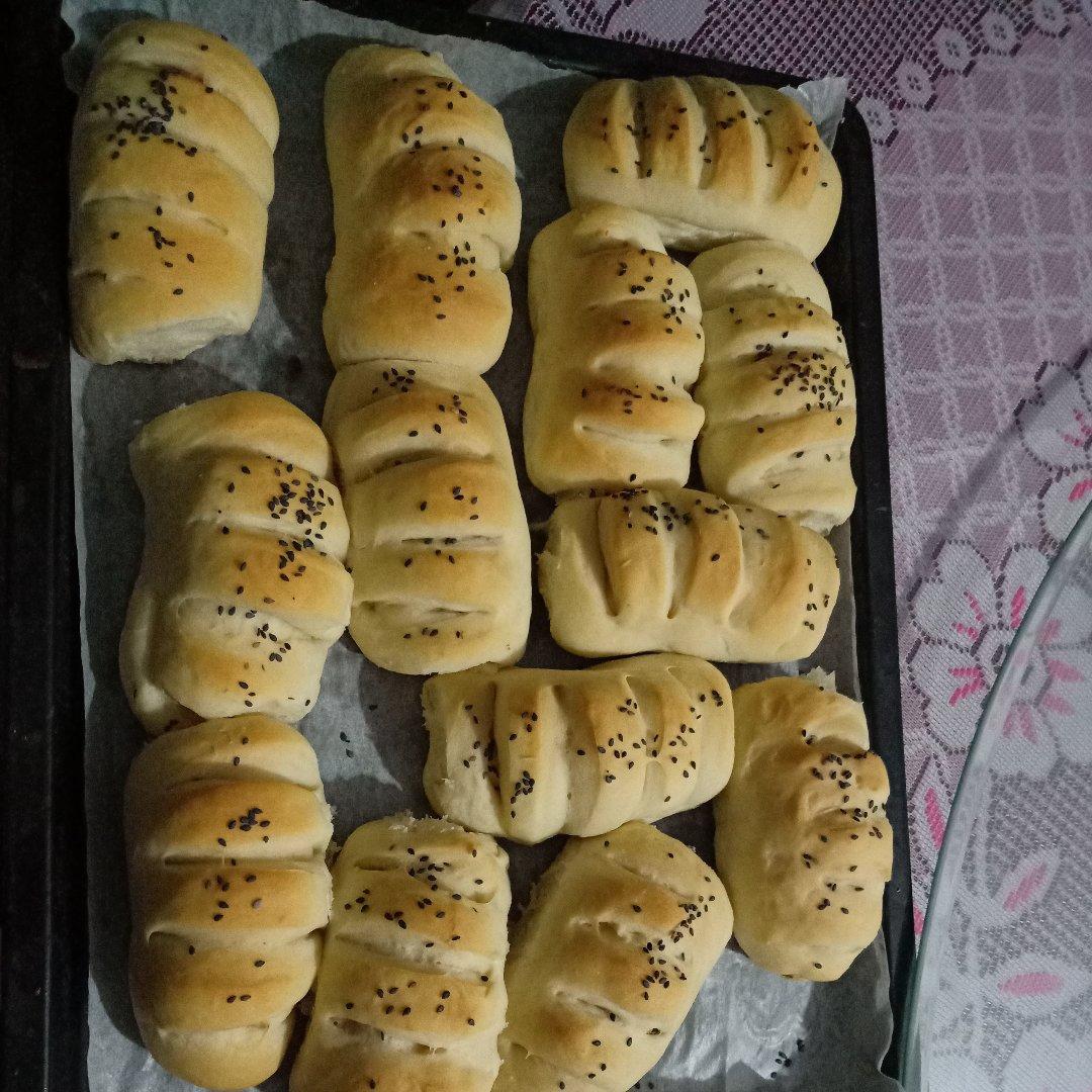 肉松肠仔包