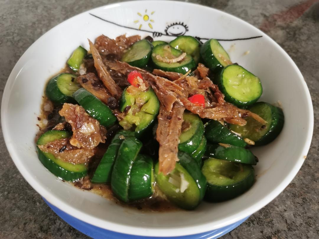 水果黄瓜炒鸡蛋