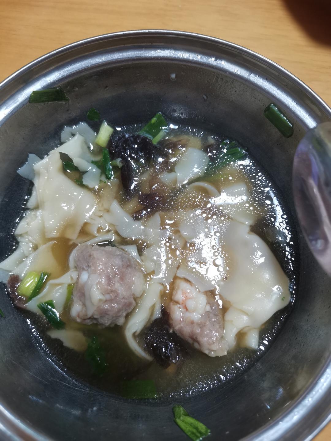 馄饨汤底