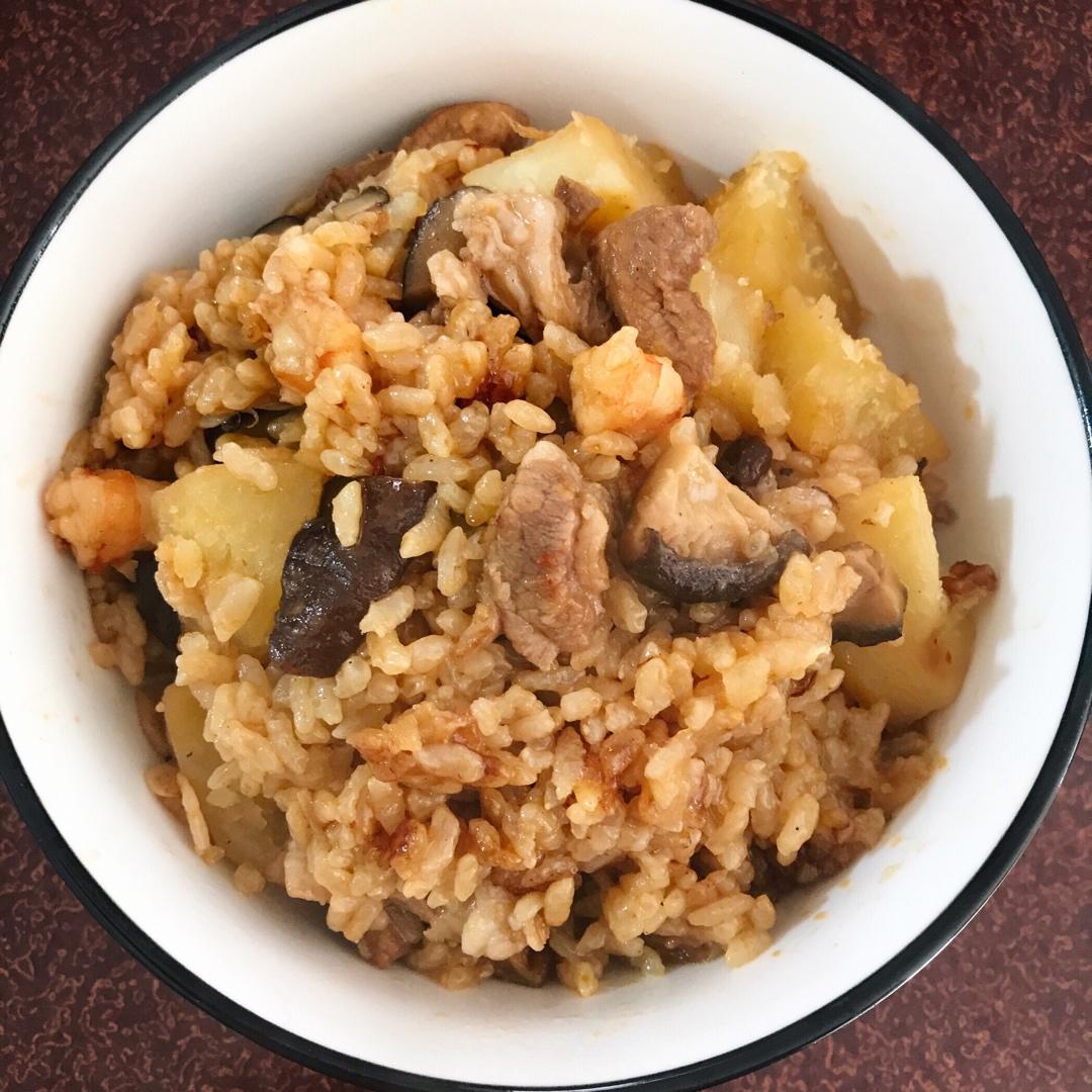 秘制土豆焖饭