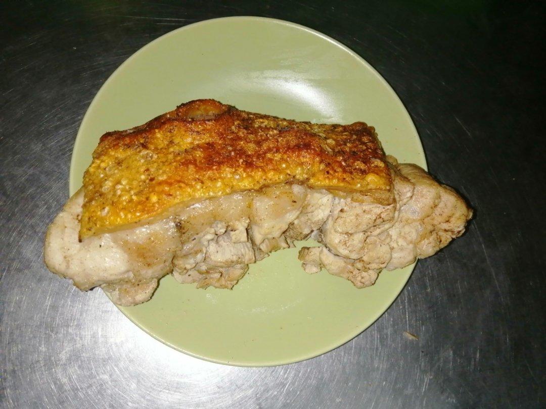 广式脆皮烧肉