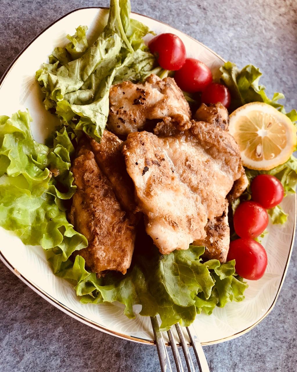 健身厨男版：香煎滑嫩鸡胸肉，全网最流行的鸡胸吃法！