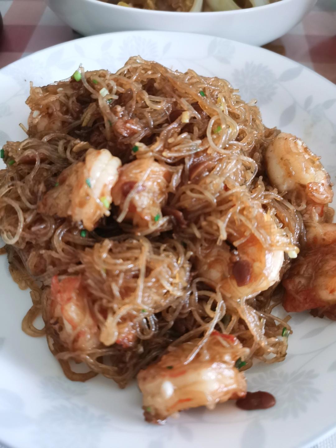 虾仁粉丝煲