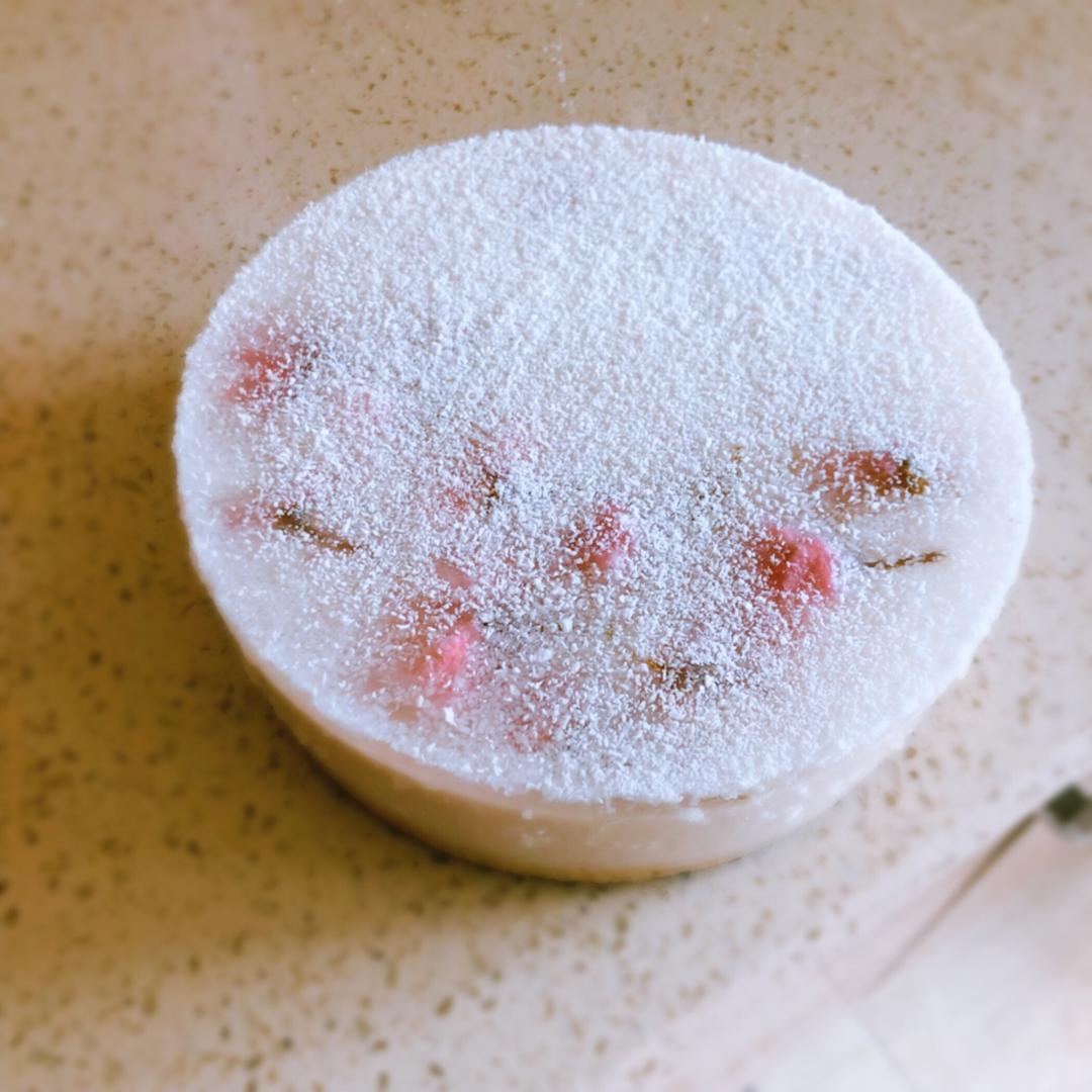 樱花酸奶慕斯蛋糕（免烤）