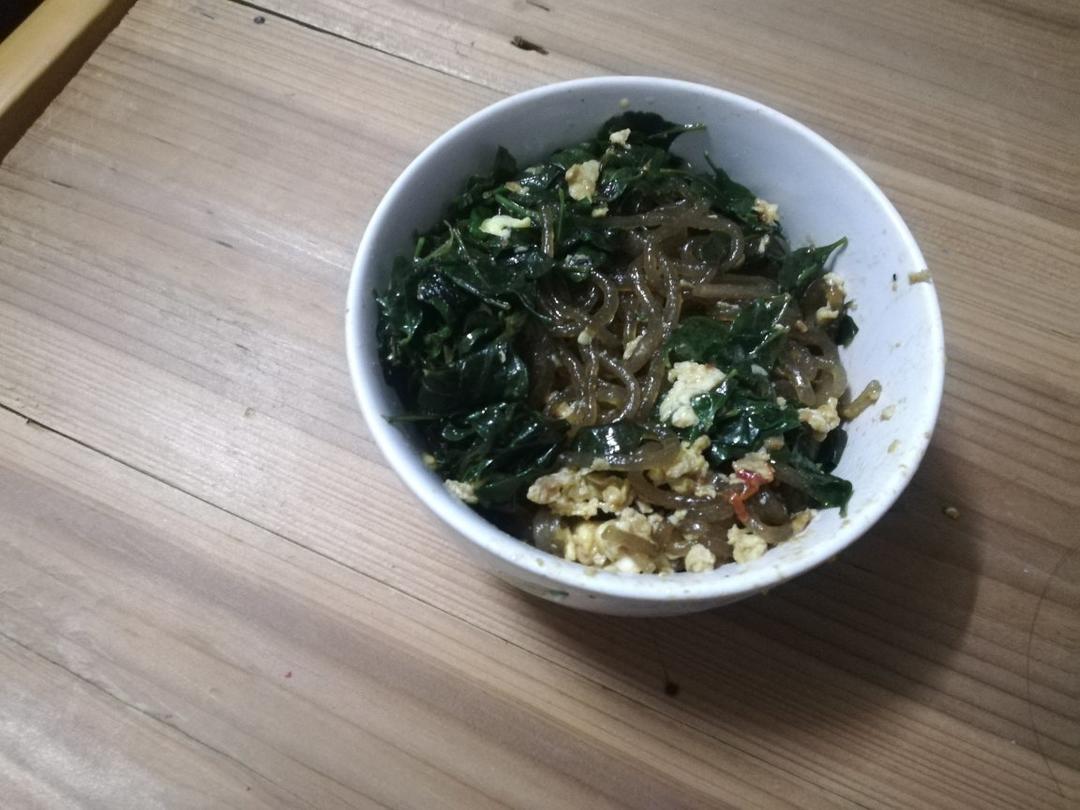 卷心菜炒红薯粉