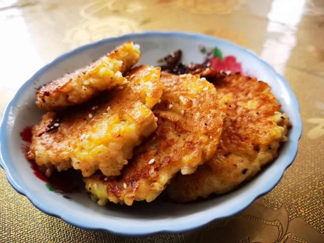 鸡蛋米饭饼