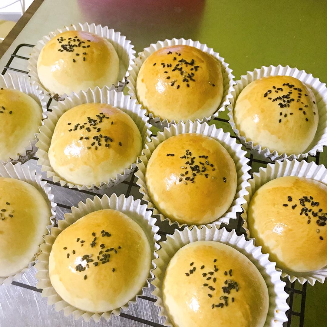 柔软的汉堡胚