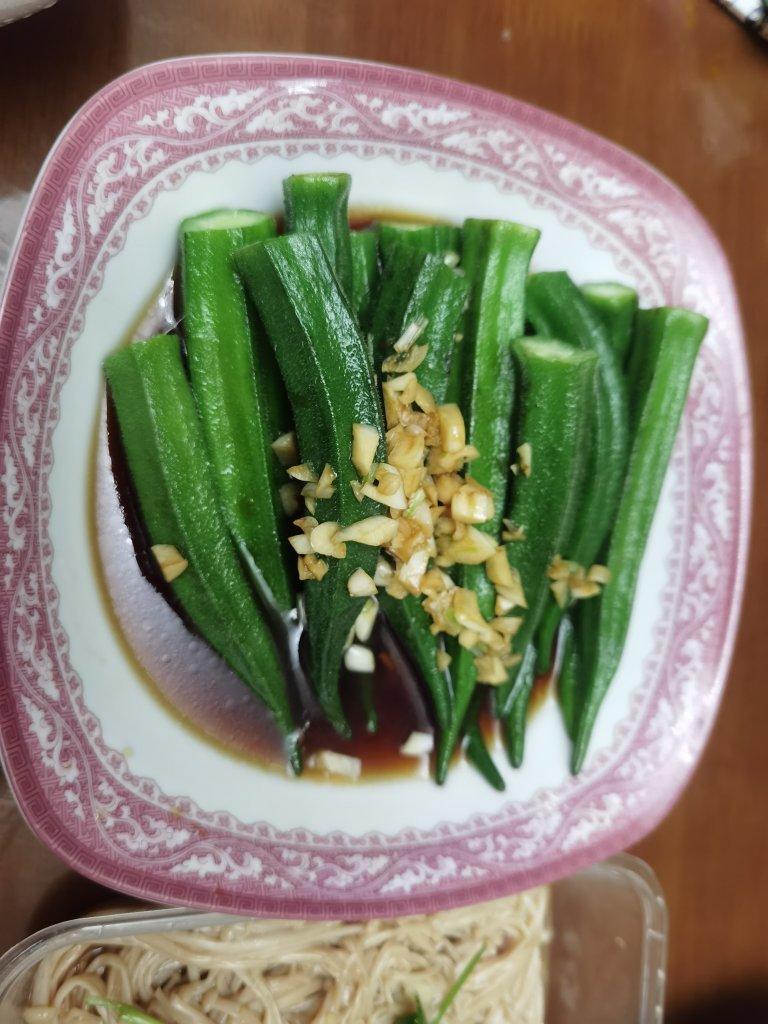 蒜蓉秋葵